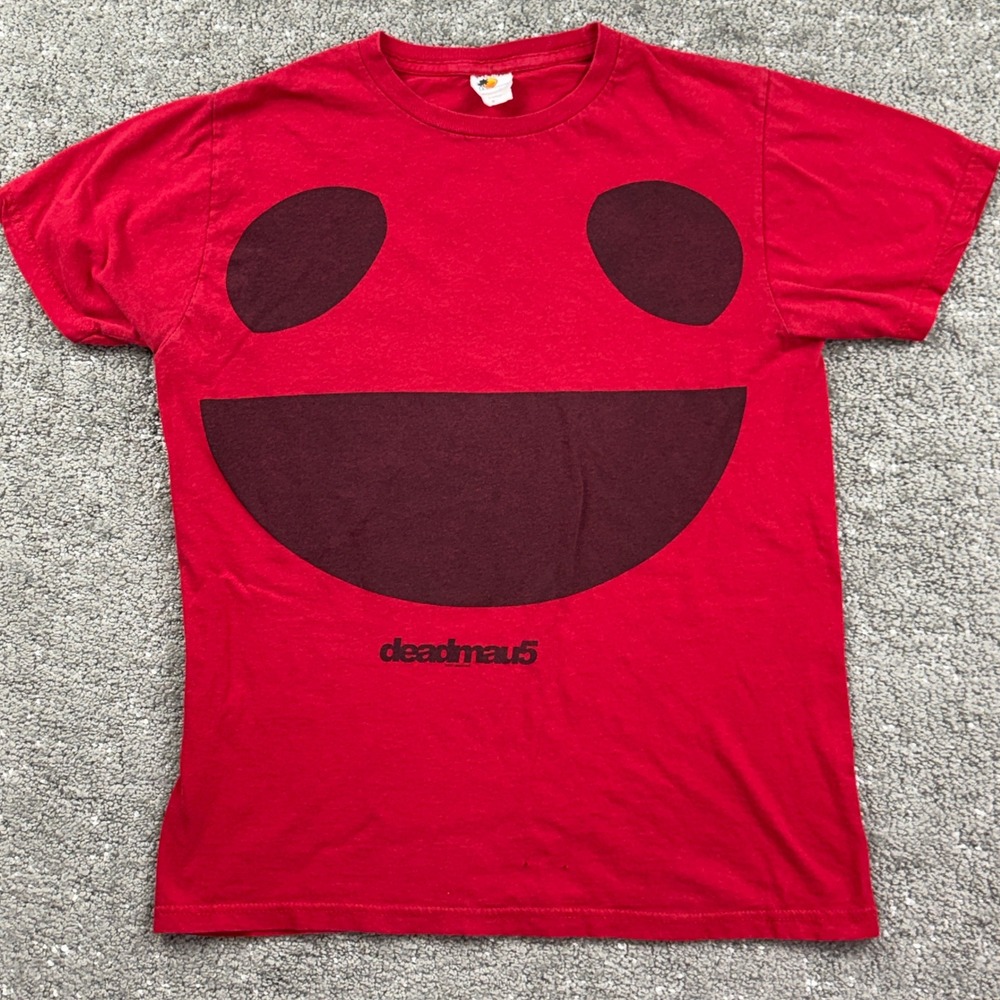 Deadmau5 Big Face T Shirt Mens M Red Bay Island EDM DJ Rave Electronic Music